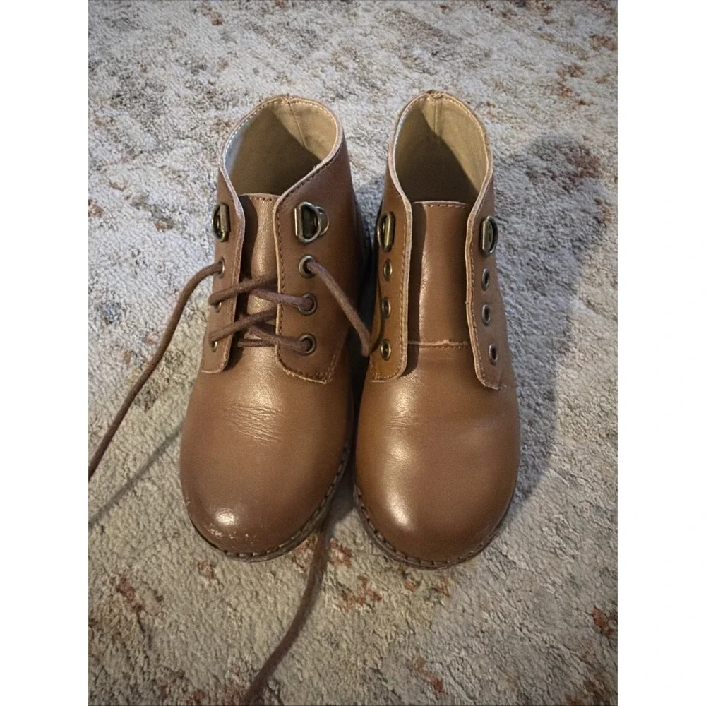 Janie and Jack Toddler Boy Dress Shoes Size: 8 One Missing Shoe Lace